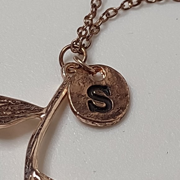 Cute Gold Tone Rose And S Initial Necklace Adjustable 18 to 19.5 Inches Long - Picture 6 of 12